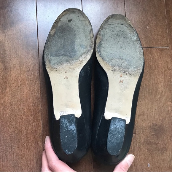 Cole Haan black leather dress shoe - Picture 13 of 16